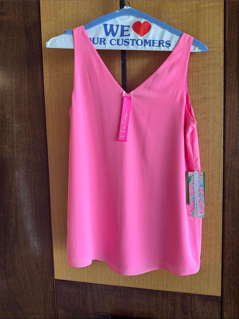 Lilly Pulitzer NWT - Bright Pink V-Neck Sleeveless reversible Tank Top.